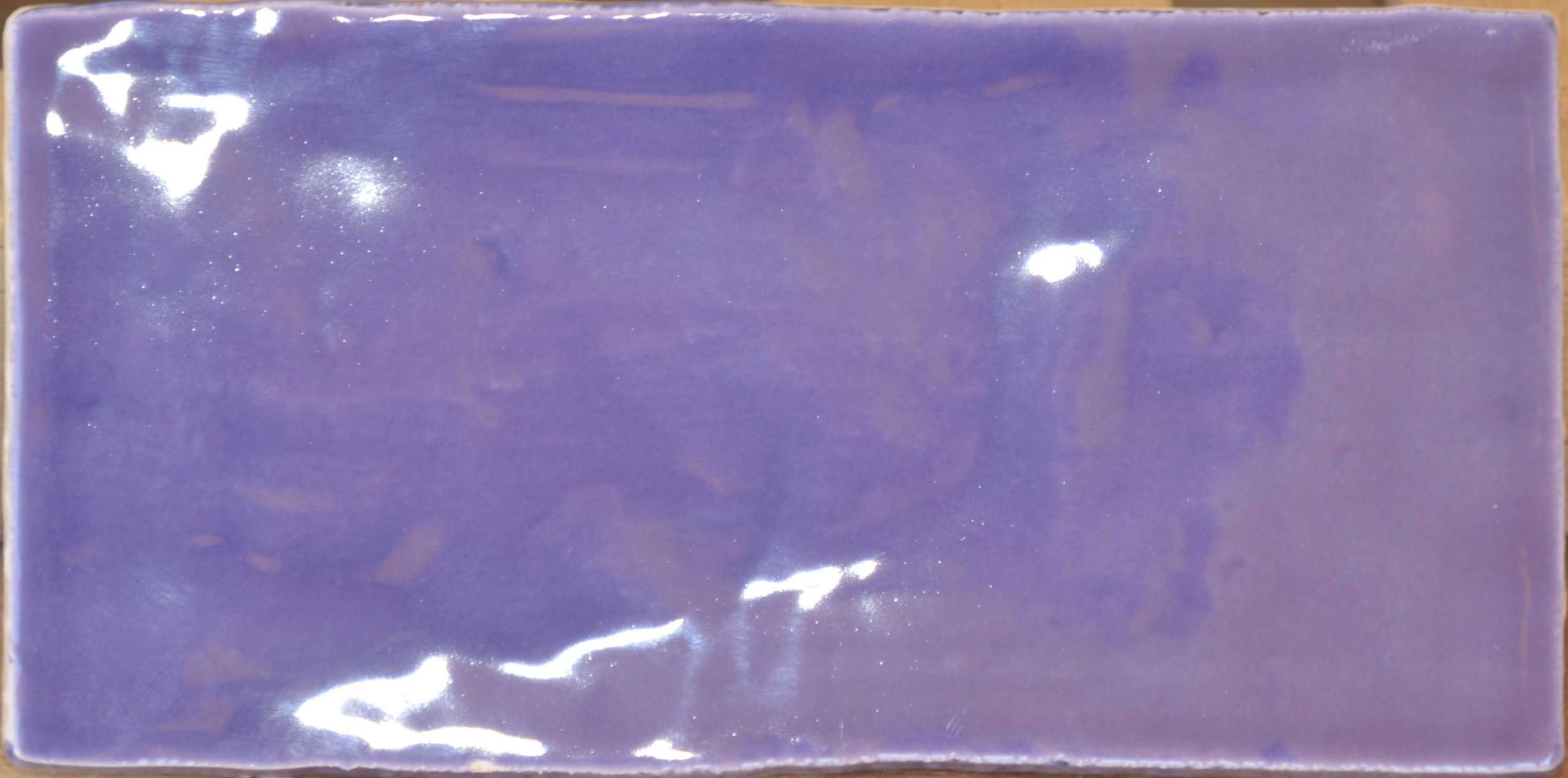 Paars “Purple”  handvorm glans 7.5×15 cm