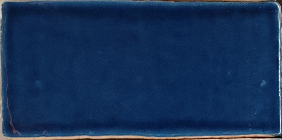 Konings blauw “Castille Blue” Wandtegel Handvorm 7.5x15cm